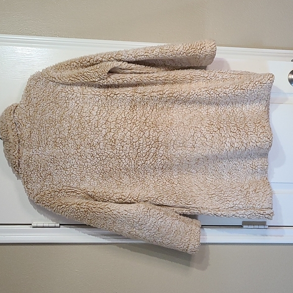 Knapp Studio Teddy Coat - Picture 3 of 3